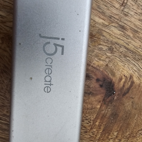 j5create USB-C™ 7- Port HUB Good Condition. - Picture 2 of 7